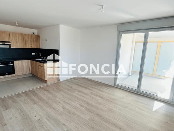 Location Appartement 3 pièces 65.91 m² - 2/8 RUE COLONEL FABIEN DU MOULIN BRULE Reims 51100