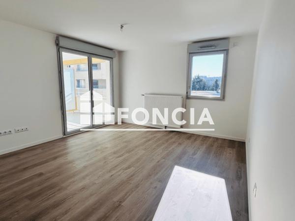 Location Appartement 3 pièces 65.91 m² - 2/8 RUE COLONEL FABIEN DU MOULIN BRULE Reims 51100