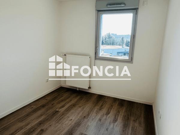 Location Appartement 3 pièces 65.91 m² - 2/8 RUE COLONEL FABIEN DU MOULIN BRULE Reims 51100