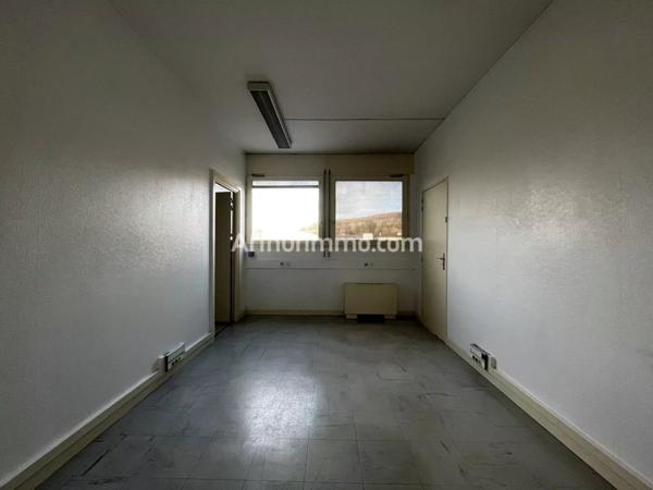Location Bureau 1 pièces 15 m2 à Lons-le-Saunier