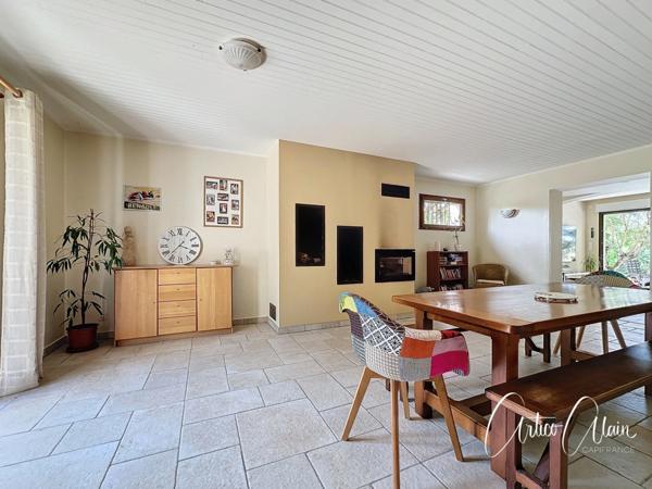 Belle maison familiale 140 m² avec piscine et grand terrain plus de 3400m²