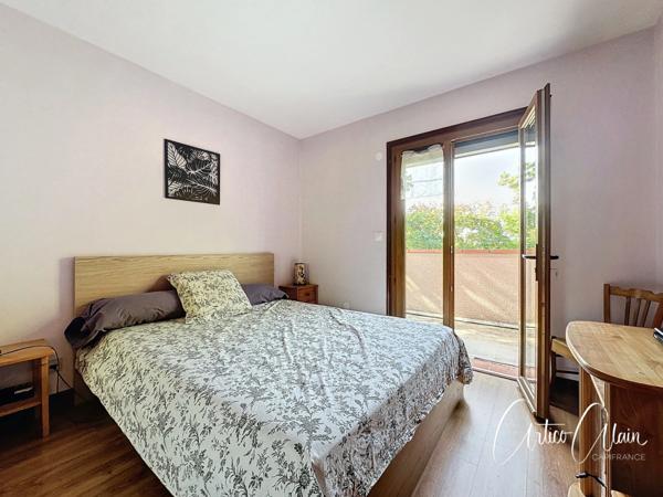 Belle maison familiale 140 m² avec piscine et grand terrain plus de 3400m²