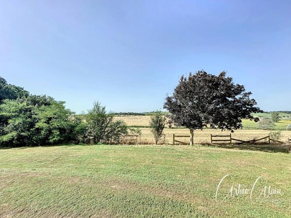 Belle maison familiale 140 m² avec piscine et grand terrain plus de 3400m²