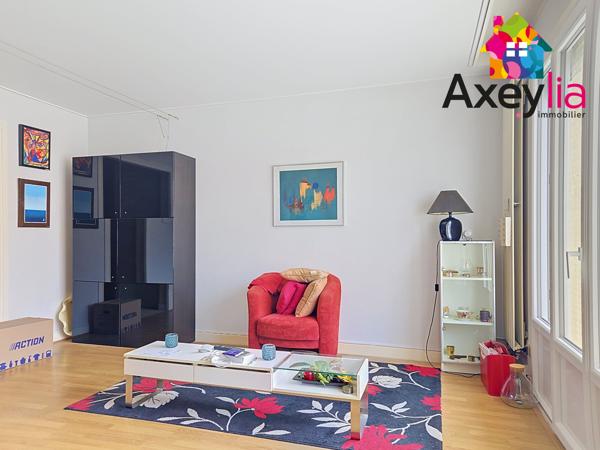 A VENDRE - ROANNE - APPARTEMENT T3 AVEC BALCON