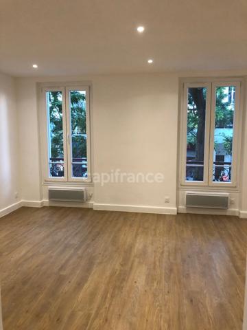Dpt Paris (75), à louer PARIS 14EME ARRONDISSEMENT GRAND STUDIO 34 m²