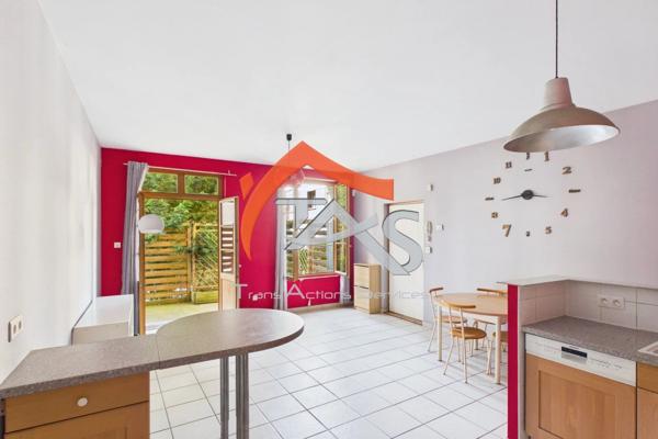 Vente                                                      Appartement
                        
                     3 pièces                      67 m2                     à Saint-Étienne