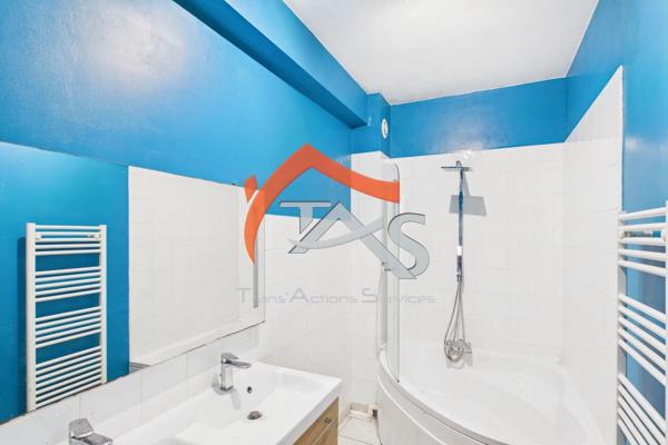 Vente                                                      Appartement
                        
                     3 pièces                      67 m2                     à Saint-Étienne