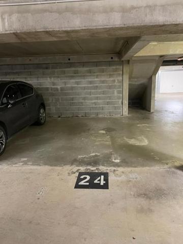 GES08110074-400 - Location Parking ANGERS