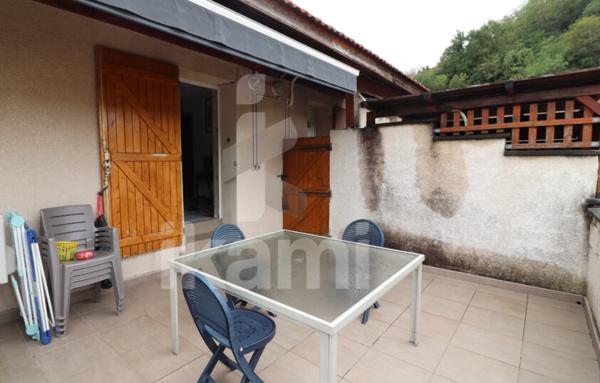 Spacieux appartement avec terrasse et garage sur Sarras (07)