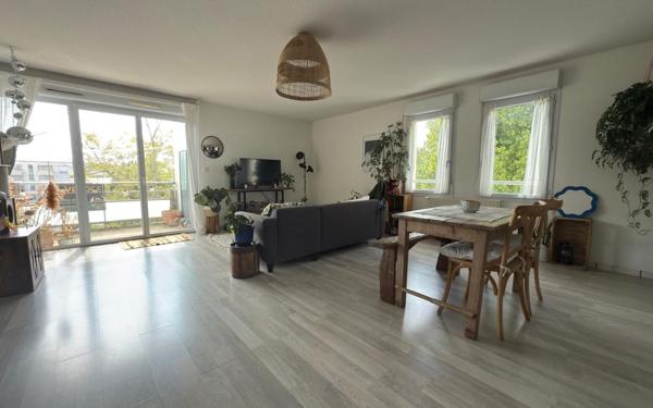 Appartement à vendre    4 pièces • 86,68 m2 Poitiers