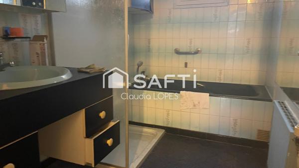 MAISON DIVISEE EN 4 APPARTEMENTS LOUES