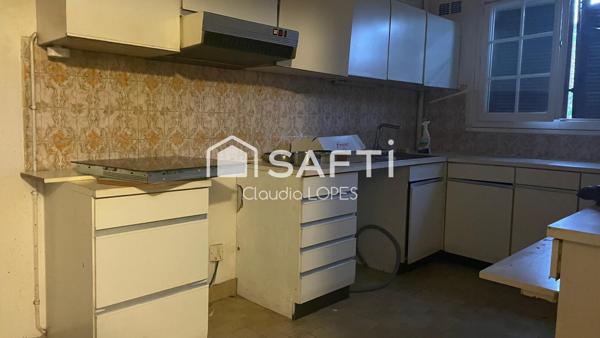MAISON DIVISEE EN 4 APPARTEMENTS LOUES