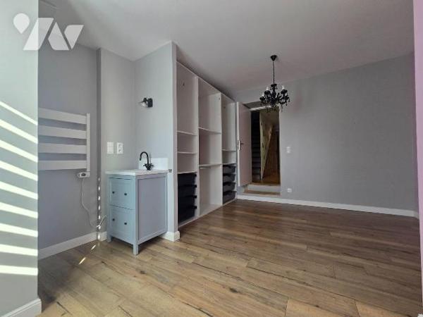 Maison à Vendre à Condé-sur-l'Escaut (59163) en Nord (59)  - ON POSE SES MEUBLES

Cette maiso...