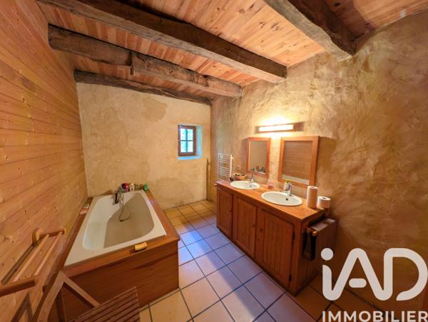 Maison à vendre 11 pièces 350 m² Saint-Étienne-d'Orthe