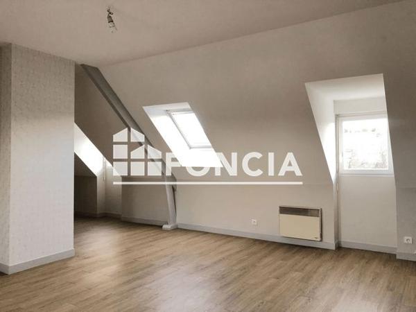 Location Studio 30.49 m² - 8 RUE DE L'ILE D'OR Amboise 37400