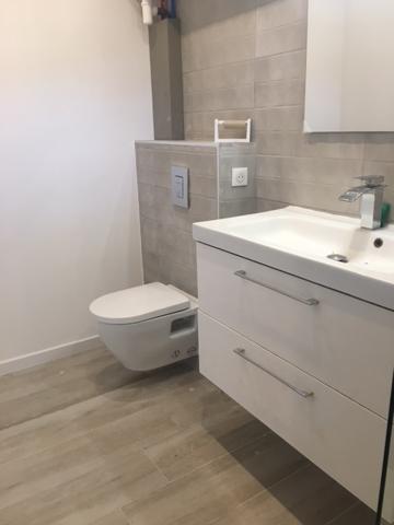 Cassis (13260) T2 traversant avec 2 balcons, proche CV