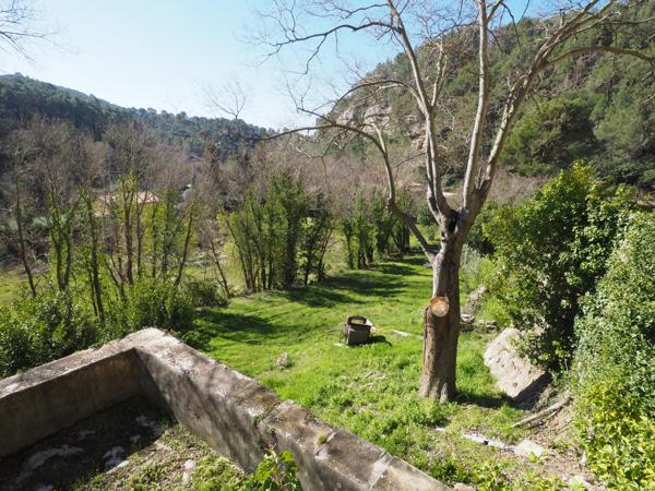 L'Isle-sur-la-Sorgue (84800) Maison de maitre à rénover sur 7000m² de parc