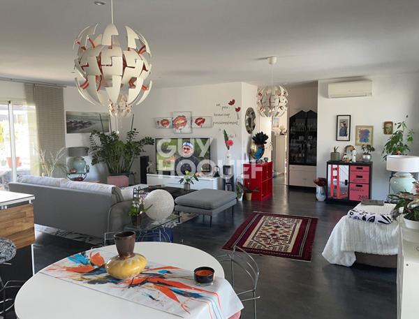 Belle maison contemporaine LINXE