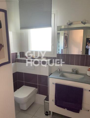 Belle maison contemporaine LINXE