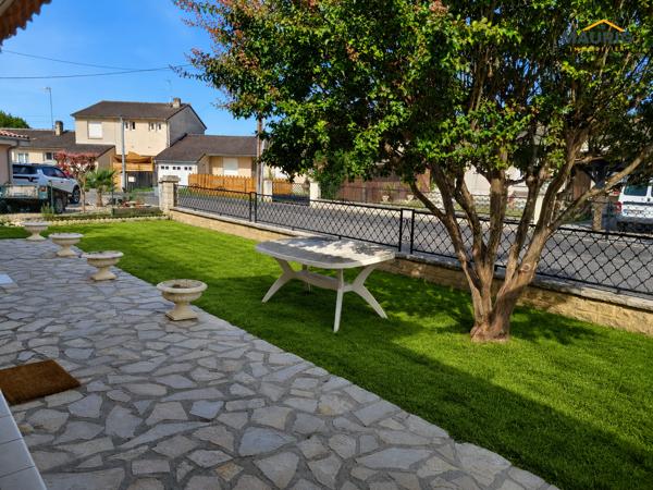 Maison de plain-pied avec jardin - SAINTE-BAZEILLE