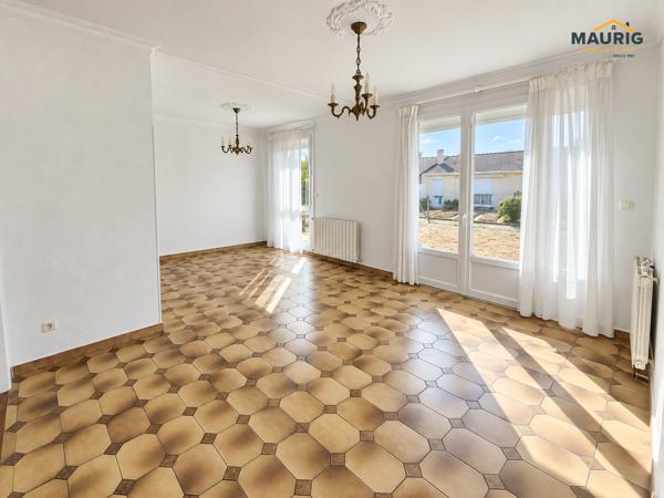 Maison de plain-pied avec jardin - SAINTE-BAZEILLE