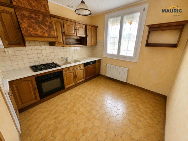 Maison de plain-pied avec jardin - SAINTE-BAZEILLE