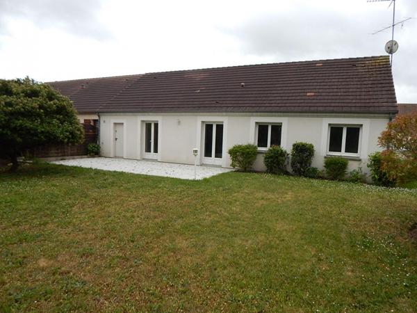 Maison Saran  plain pied 4 pièce(s) 90.34 m2