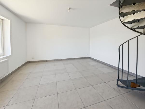 Maison de ville Fleury Sur Andelle 3 pièce(s)