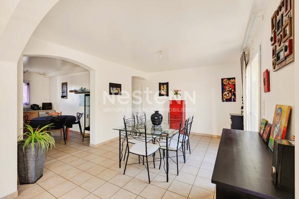 À vendre à Pommeret - Maison, contemporaine de 2003, 4 chambres, vie de plain-pied, à seulement 200 m du bourg !