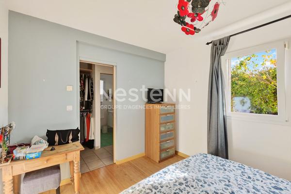 À vendre à Pommeret - Maison, contemporaine de 2003, 4 chambres, vie de plain-pied, à seulement 200 m du bourg !