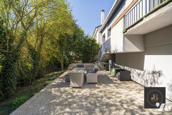 Maison F6 entièrement rénovée, jardin, terrasse.