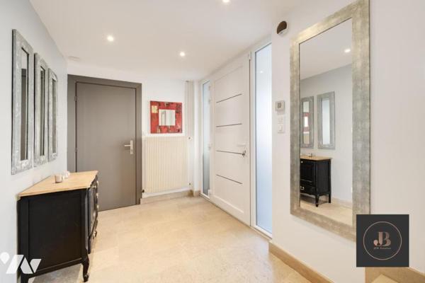 Maison F6 entièrement rénovée, jardin, terrasse.