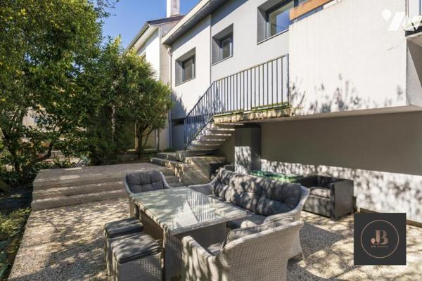 Maison F6 entièrement rénovée, jardin, terrasse.