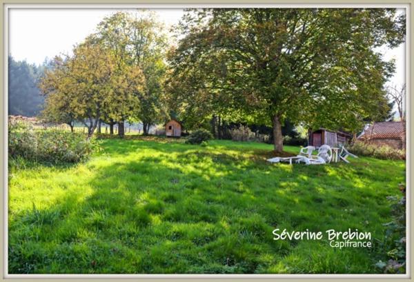 🏡 À vendre – Maison de campagne en pierre – 100 m² – Jardin 1 700 m² – Proche Noirétable (42)