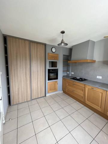 4 PIÈCES 93 M² 1125 M² MAISON INDIVIDUELLE T4 SUR LA COMMUNE DE PREAUX AVEC 1125M² DE TERRAIN