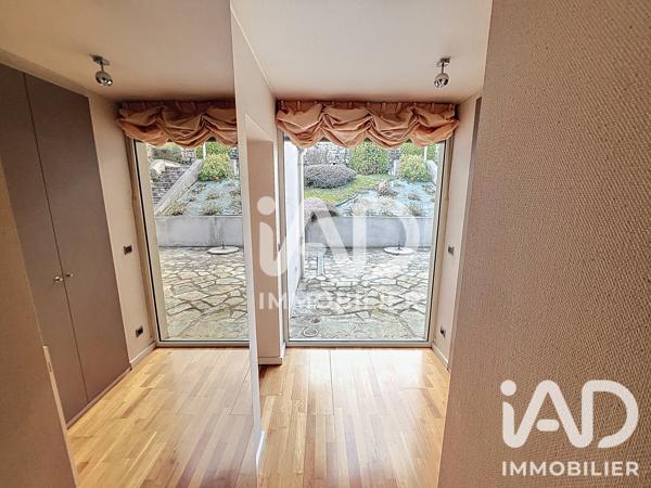 Maison à vendre 8 pièces 226 m² Le Puy-en-Velay