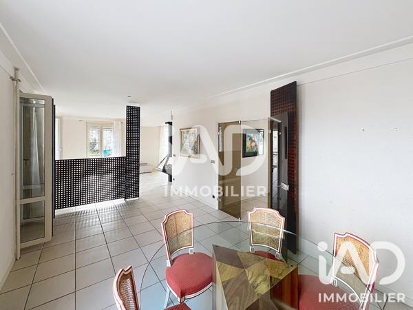 Maison à vendre 8 pièces 226 m² Le Puy-en-Velay