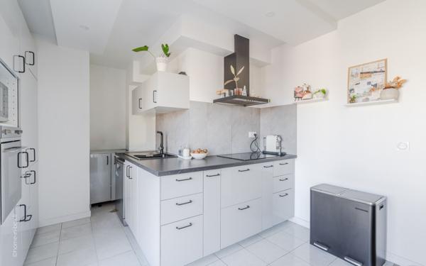 Appartement à vendre    2 pièces • 48 m2 Noisy-le-Grand