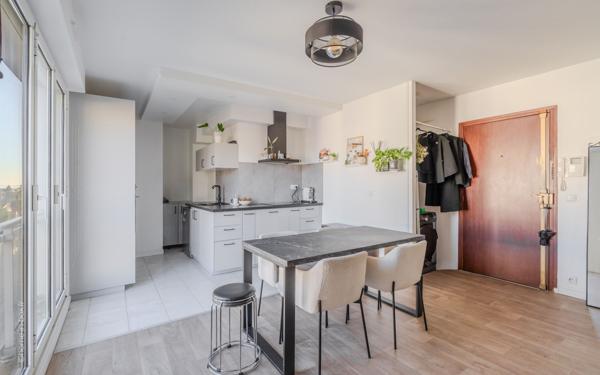Appartement à vendre    2 pièces • 48 m2 Noisy-le-Grand