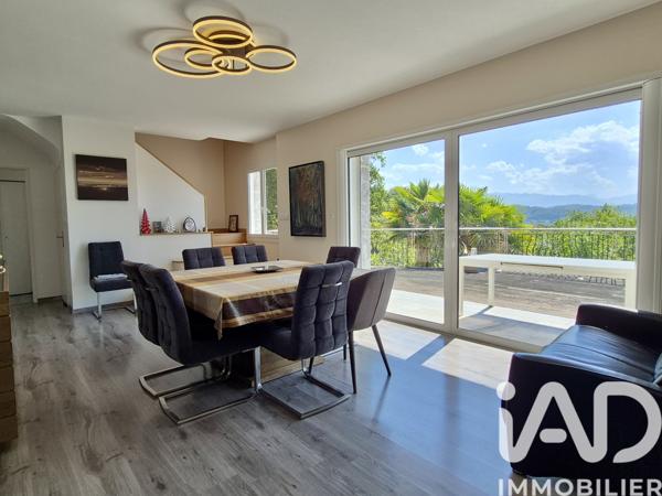 Maison à vendre 9 pièces 235 m² Gelos