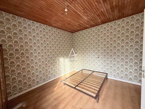 Maison en pierre des années 1900  Quartier recherché sur les hauteurs de Quimperlé