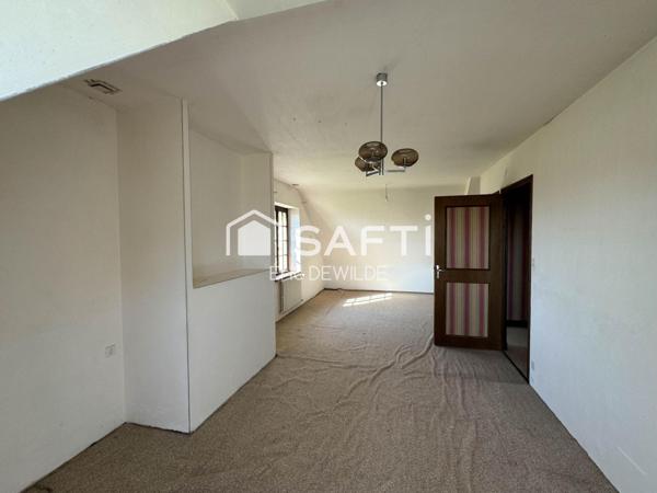 Spacieuse maison familiale de 206 m² habitables, au cœur de Saint-Hilaire-du-Harcouët.