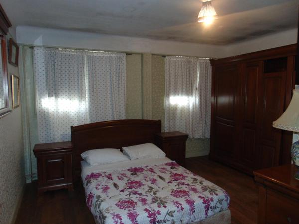 Propriété avec habitation de 320 m², 4 dépendances, terrain 1,3 ha, Lonlay L'Abbaye