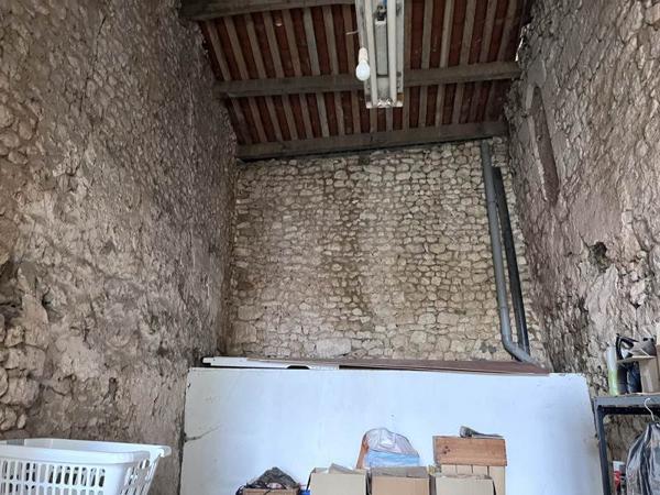 Maison à vendre 79 840 € Gurat 3 p 93 m² DPE E