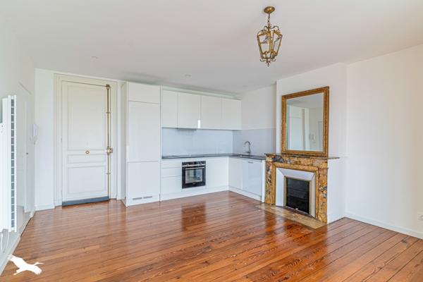 Appartement à vendre 292 000 € Bordeaux 2 p 50 m² DPE C