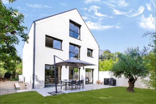 SEVRES Rive Gauche - Maison contemporaine 1 450 000 € **  - Référence  689-S