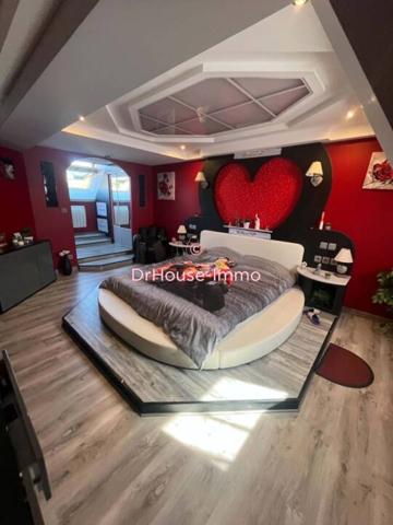 Maison à vendre 11 pièces de 315 m²