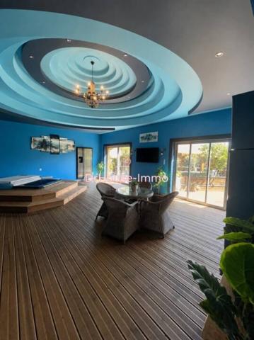 Maison à vendre 11 pièces de 315 m²