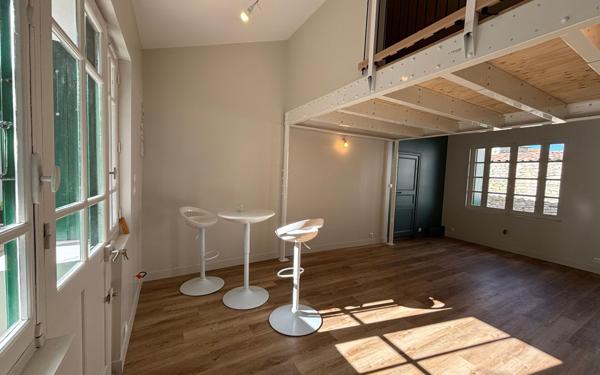 Maison à vendre    2 pièces •  Saint-Georges-d'Oléron