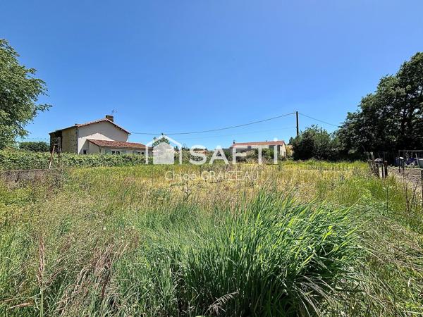 Terrain constructible, 561 m², puits